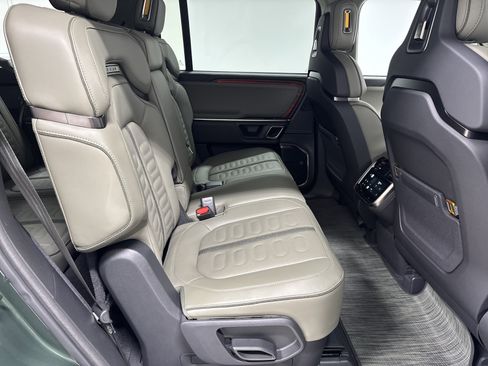 Used 2024 Rivian R1S Adventure AWD/4WD image 23