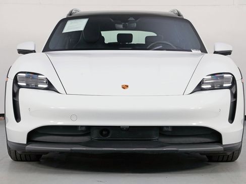 Used 2021 Porsche Taycan 4 Cross Turismo w/ Premium Package image 7