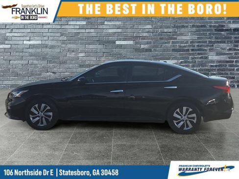 Used 2019 Nissan Altima 2.5 S FWD image 2