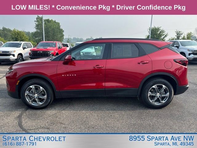 Used 2024 Chevrolet Blazer LT w/ Convenience Package FWD image 6
