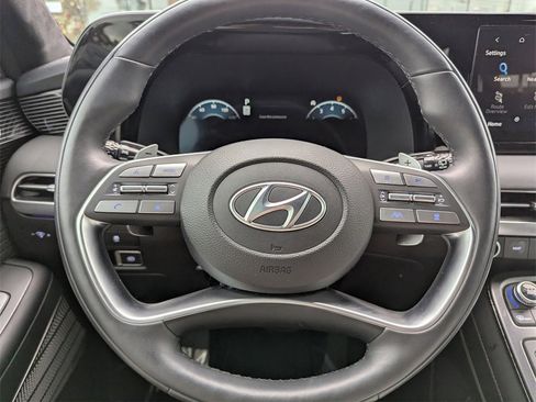 Certified 2025 Hyundai Palisade Calligraphy image 24