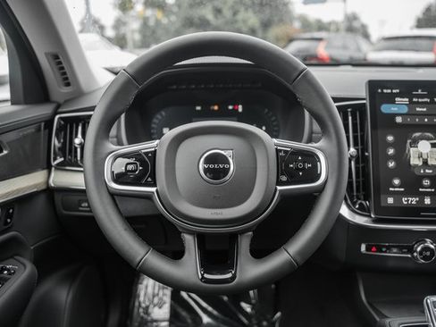 New 2026 Volvo XC90 B6 Plus w/ Protection Package Premier image 28