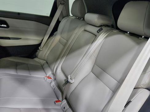 Certified 2022 Nissan Rogue SV w/ SV Premium Package AWD/4WD image 27