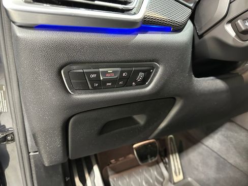 Used 2022 BMW X5 xDrive40i w/ M Sport Package image 20