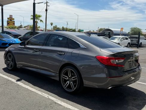 Used 2018 Honda Accord Sport image 5