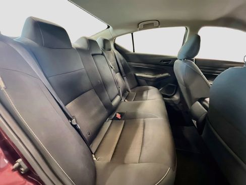 Used 2024 Nissan Altima 2.5 SV FWD image 24