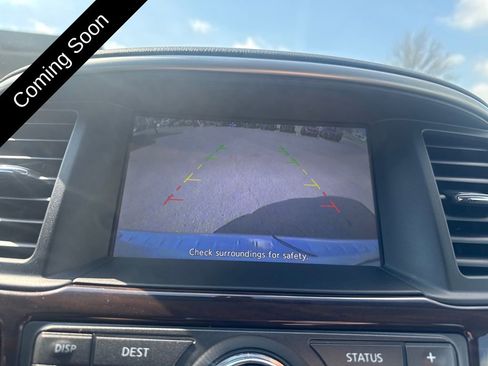 Used 2014 Nissan Pathfinder SL w/ SL Tech Package image 20