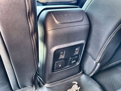 Used 2022 Ford Bronco Wildtrak AWD/4WD image 28