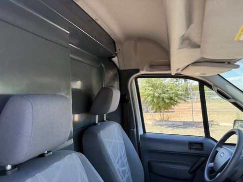 Used 2013 Ford Transit Connect XLT image 27