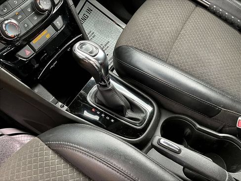 Used 2019 Buick Encore Preferred FWD image 20