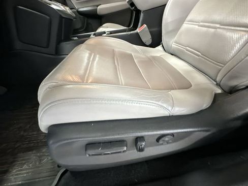 Used 2019 Honda CR-V EX-L image 18