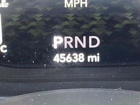 Used 2022 Jeep Wrangler Unlimited Sport w/ Sun And Sound Package image 23