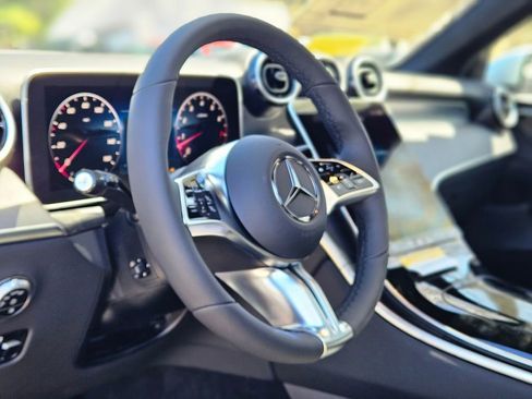 New 2026 Mercedes-Benz GLC 300 4MATIC image 16