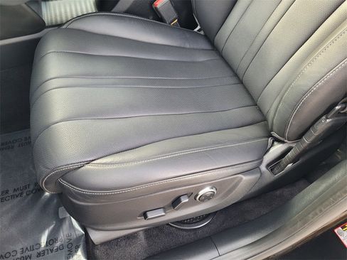 Used 2024 Genesis GV80 2.5T image 12