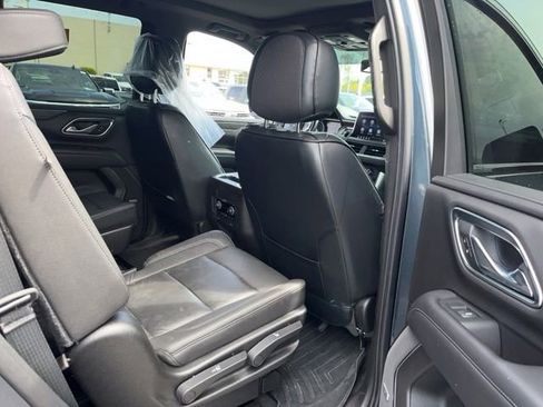 Used 2021 Chevrolet Tahoe Z71 w/ Z71 Off-Road Package AWD/4WD image 12