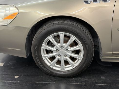 Used 2011 Buick Lucerne CX FWD image 13