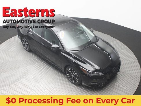 Used 2023 Nissan Sentra SR w/ SR Premium Package FWD image 3