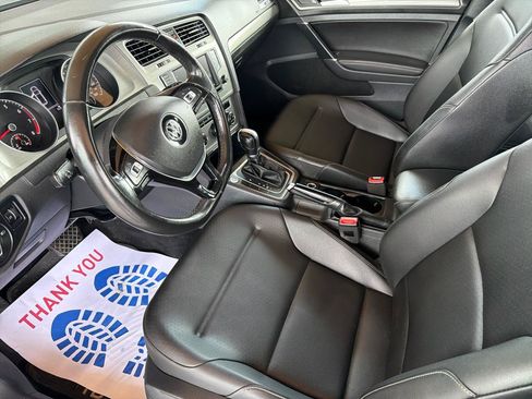 Used 2017 Volkswagen Golf SEL FWD image 11