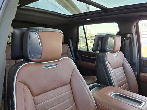 Used 2024 GMC Yukon Denali Ultimate image 22