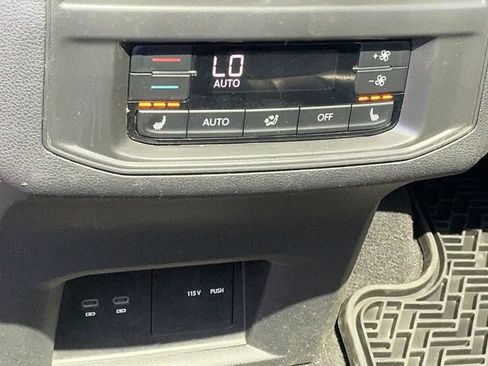 Used 2023 Volkswagen Atlas SEL Premium AWD/4WD image 15