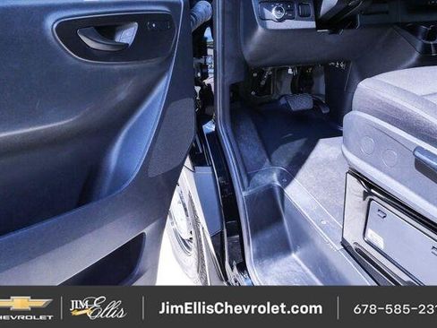 Used 2024 Mercedes-Benz Sprinter 2500 image 6