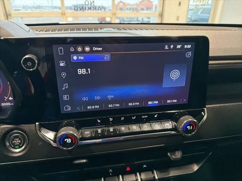 Used 2025 Chevrolet Colorado Trail Boss image 22