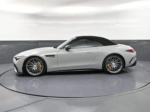 Used 2022 Mercedes-Benz SL 63 AMG 4MATIC image 2