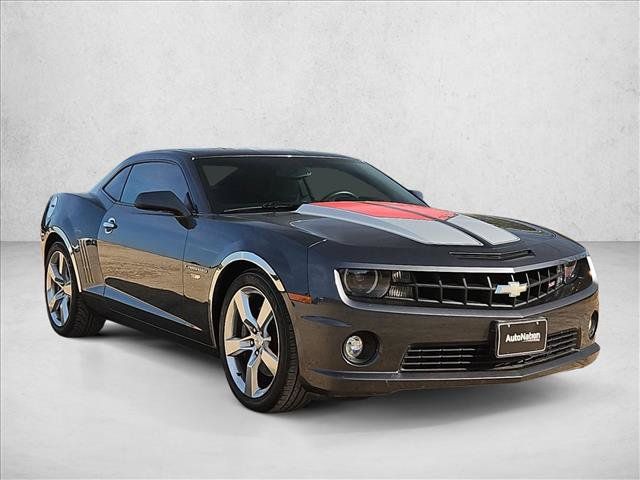 Used 2011 Chevrolet Camaro SS w/ RS Package RWD image 3