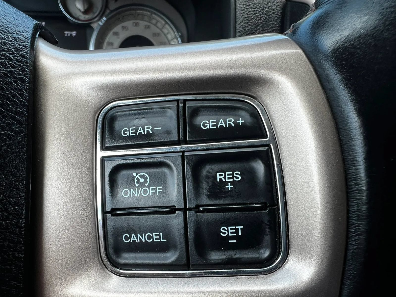 Used 2014 RAM 1500 Laramie Longhorn w/ Convenience Group AWD/4WD image 17