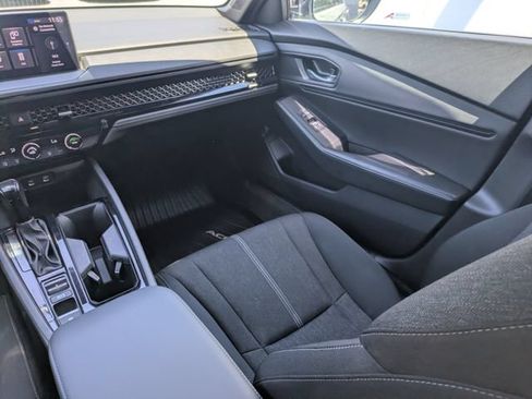 Used 2023 Honda Accord Sport image 15