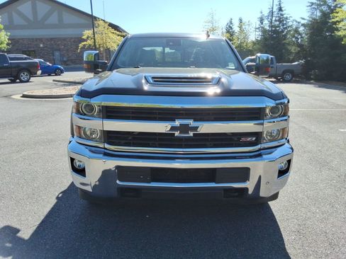 Used 2017 Chevrolet Silverado 2500 LTZ w/ Duramax Plus Package image 2