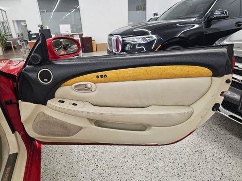 Used 2002 Lexus SC 430 Convertible image 31