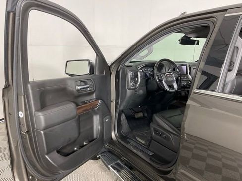 Used 2019 GMC Sierra 1500 SLT w/ SLT Premium Package image 27