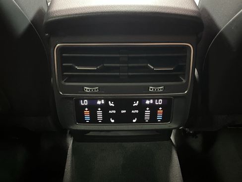 Used 2019 Audi Q8 Prestige w/ Year 1 Package AWD/4WD image 10