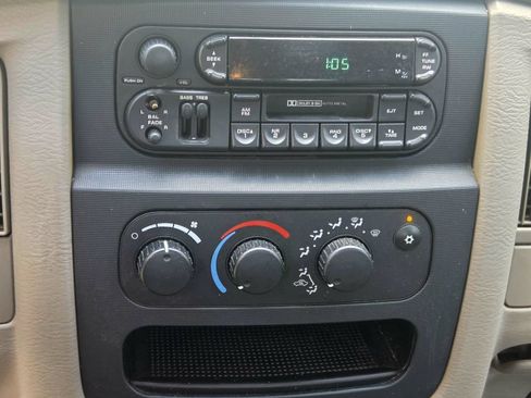 Used 2004 Dodge Ram 2500 Truck ST w/ Trailer Tow Group RWD image 8