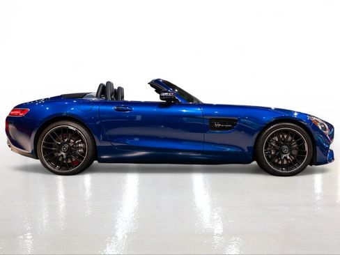 Used 2019 Mercedes-Benz AMG GT Roadster image 9