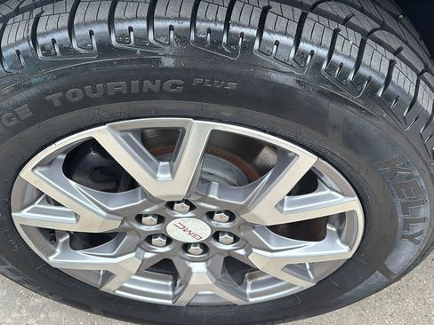 Certified 2020 GMC Acadia SLT FWD image 14