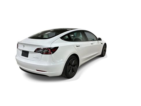 Certified 2022 Tesla Model 3 Long Range AWD/4WD image 6
