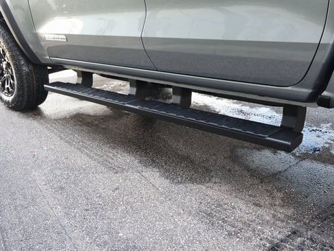 New 2026 GMC Canyon Elevation w/ Convenience Package AWD/4WD image 9