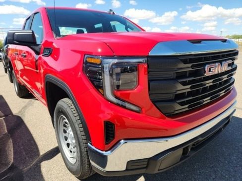 New 2025 GMC Sierra 1500 Pro image 1