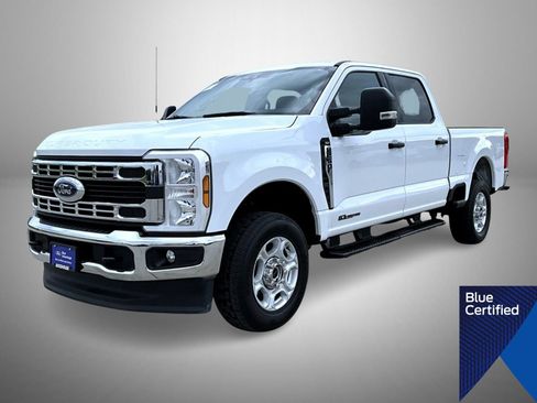 Certified 2025 Ford F250 XLT AWD/4WD image 1