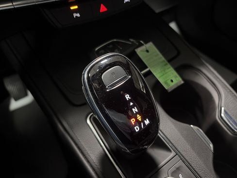 Used 2025 Cadillac XT4 Premium Luxury image 24