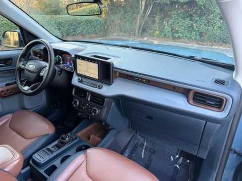 Used 2023 Ford Maverick Lariat image 25