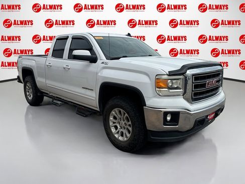 Used 2015 GMC Sierra 1500 SLE w/ SLE Value Package AWD/4WD image 3