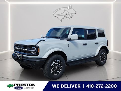New 2026 Ford Bronco Outer Banks image 1