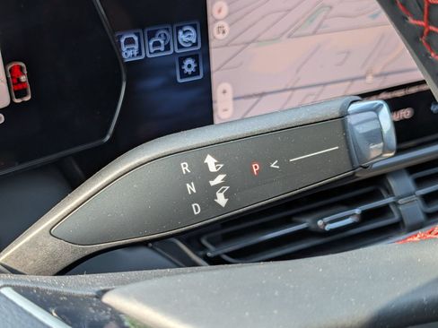 Used 2025 Chevrolet Equinox EV RS FWD image 26
