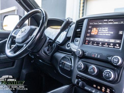 Used 2020 RAM 2500 Big Horn w/ Level 1 Equipment Group AWD/4WD image 28