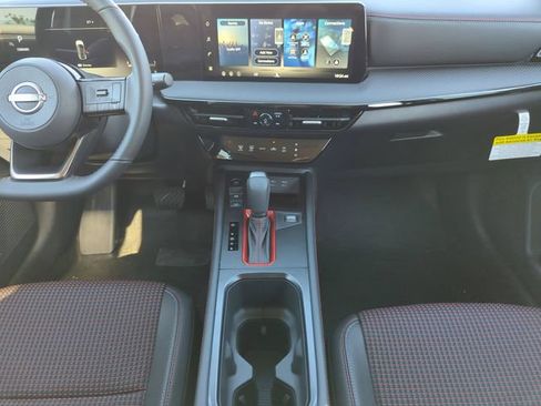 New 2026 Nissan Kicks SR FWD image 18