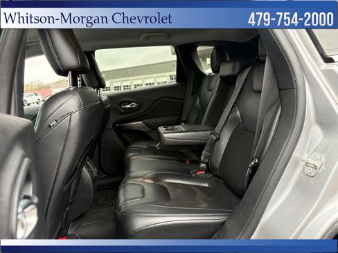 Used 2020 Jeep Cherokee Latitude Plus image 28