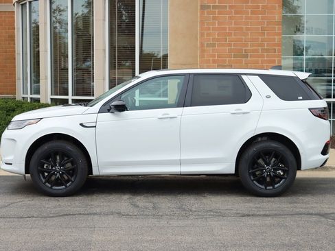 Used 2025 Land Rover Discovery Sport S image 2